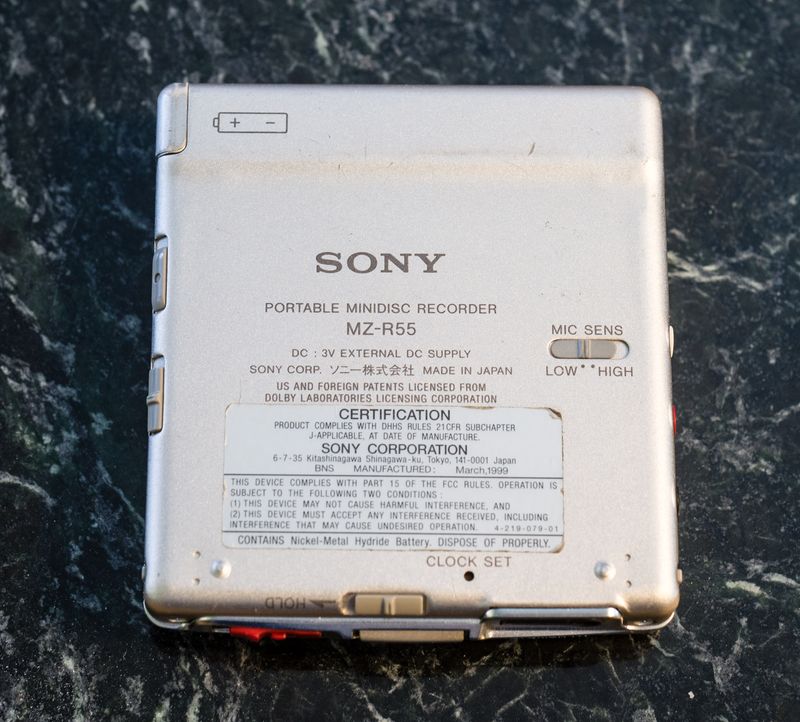 sony_mz-r55_1.jpg